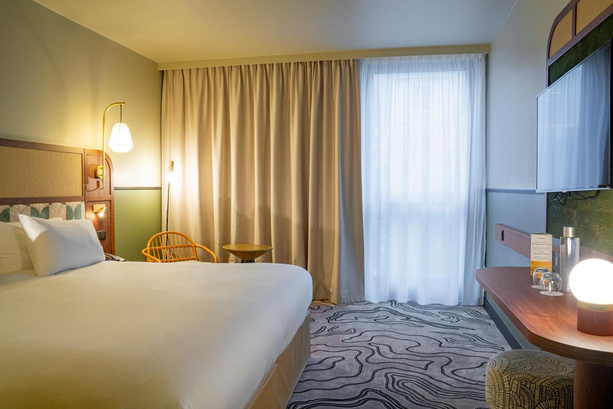 Voco Paris - Porte De Clichy By Ihg Exteriör bild